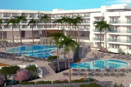 Proyecto Hotel Lava Beach