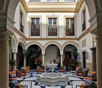 Prestigio, eficiencia y lujo: así es el nuevo Hotel Don Ramón 5* GL con soluciones Saint-Gobain